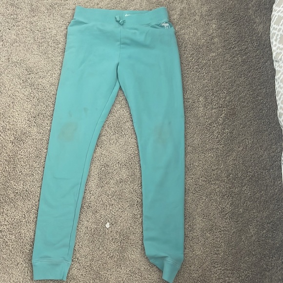 Abercrombie kids zip up hoodie with Abercrombie detail in the arm. Size 15-16. - Picture 2 of 2